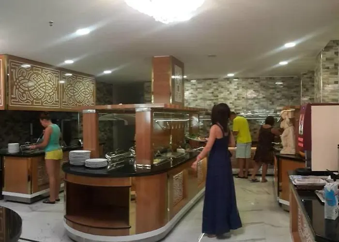 Ξενοδοχείο Grand Bayar 4*