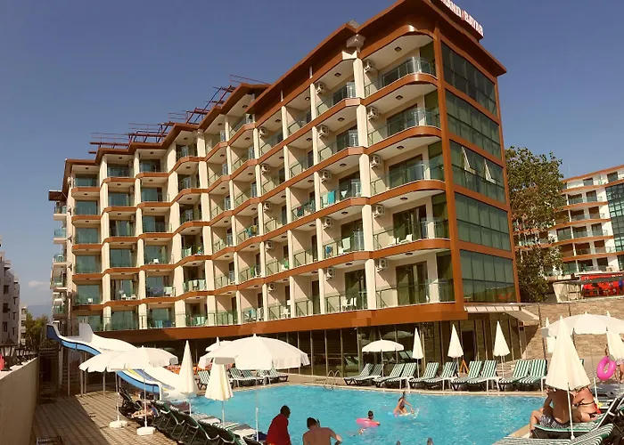 Grand Bayar ホテル