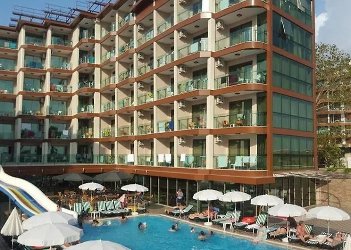 Grand Bayar ホテル