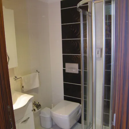 Grand Bayar מלון 4*