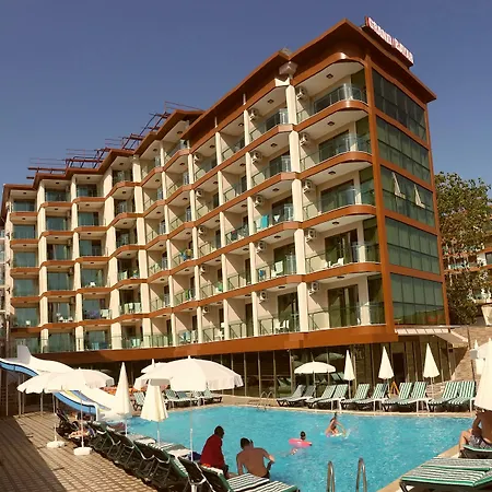 Grand Bayar מלון