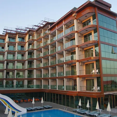 Grand Bayar ホテル