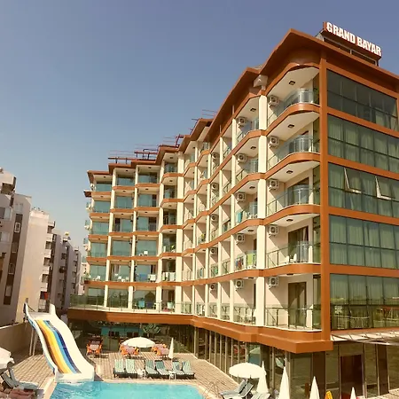 מלון Grand Bayar אלאניה