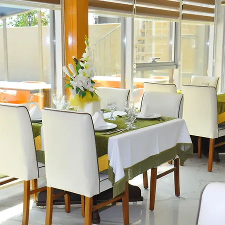 Grand Bayar ホテル 4*