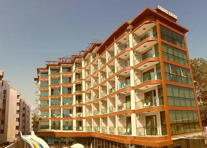 Hotel Grand Bayar