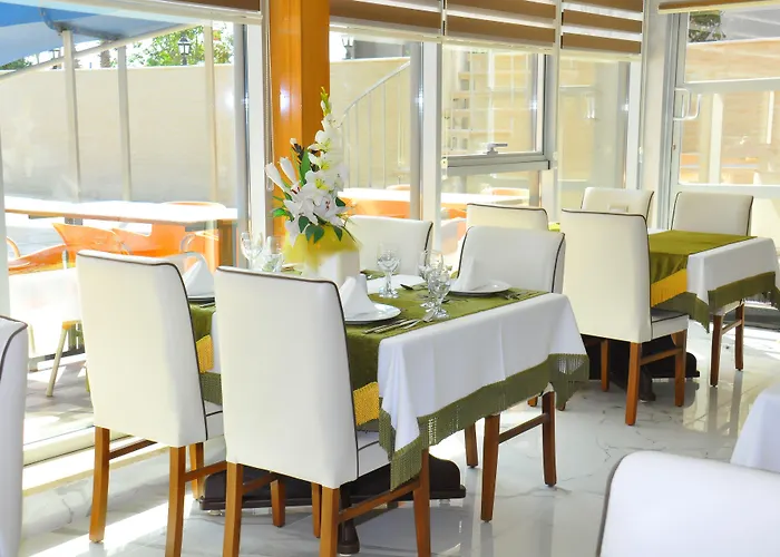 Grand Bayar Hotel 4*