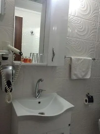 Hotel Grand Bayar